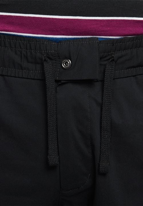 Nike - NSW Ess woven unlined sneaker pants- black