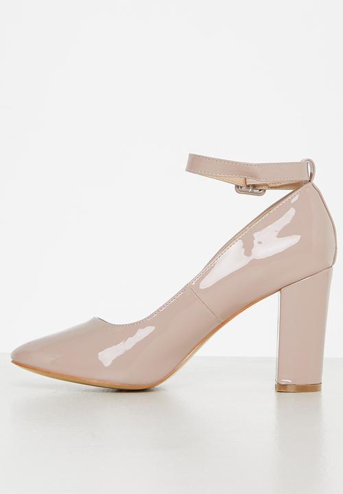 Superbalist - Kate patent block heel - neutral
