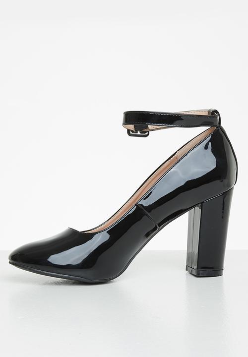 Superbalist - Kate patent block heel - black