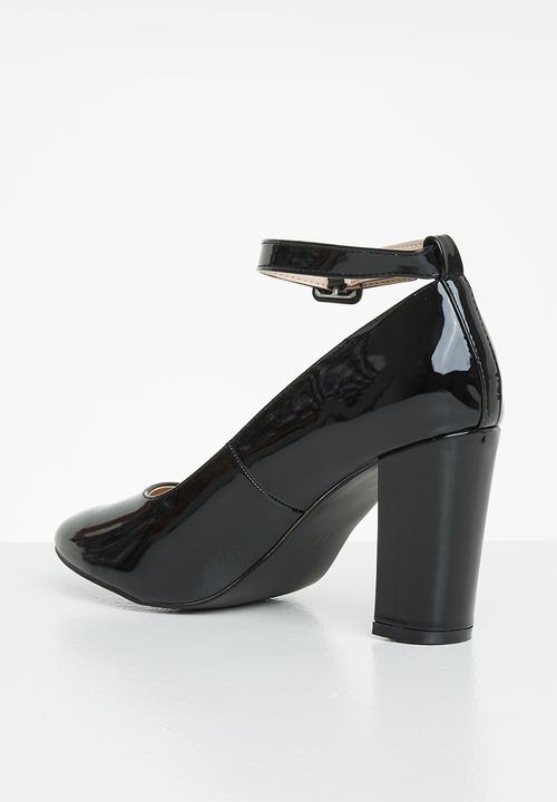Superbalist - Kate patent block heel - black