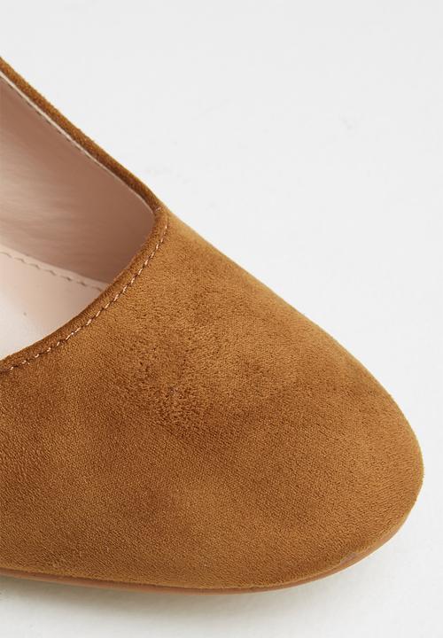 Superbalist - Kate micro-fibre block heel - tan