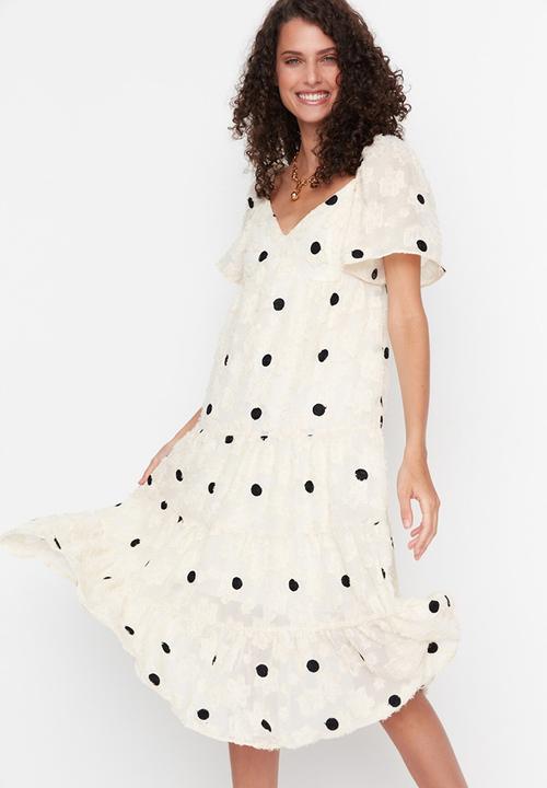 Trendyol - Ruffle dress - ecru