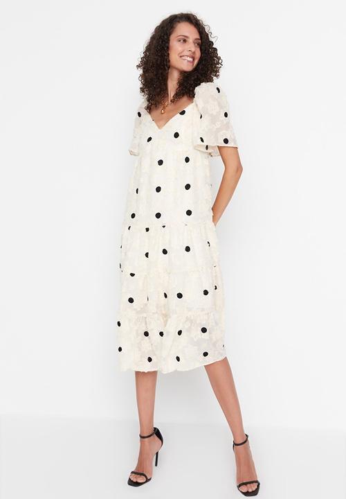 Trendyol - Ruffle dress - ecru