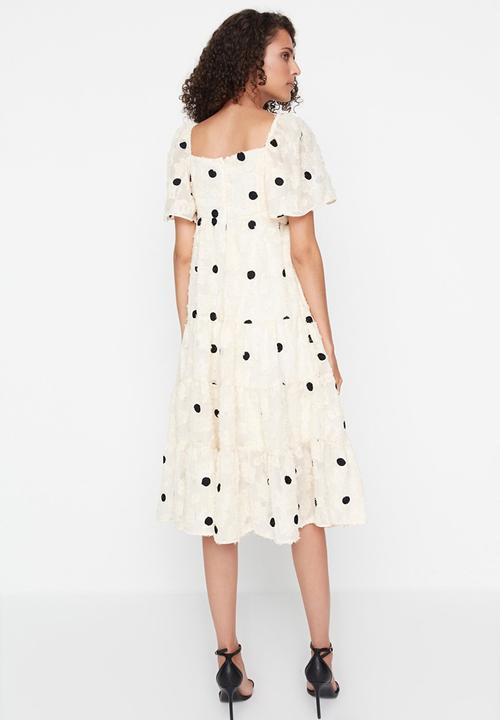 Trendyol - Ruffle dress - ecru