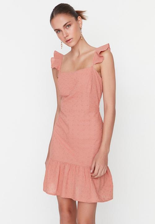 Trendyol - Embroidered dress - brown