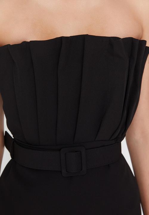Trendyol - Ruffle top dress - black
