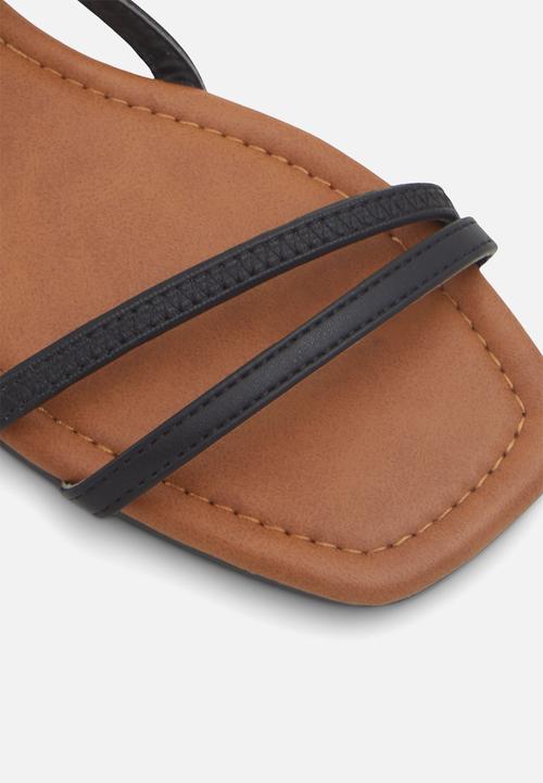 Call It Spring - Campbell sandal - black