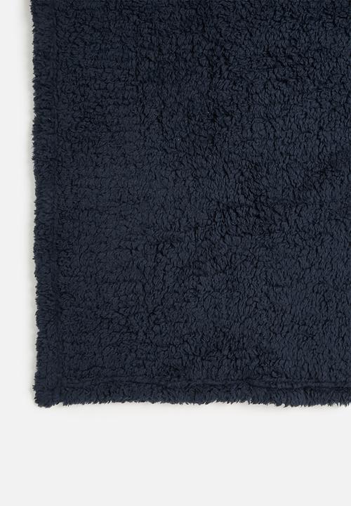 Linen House - Teddy throw - navy