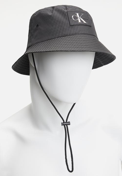Calvin Klein - Utility grid bucket hat - storm front