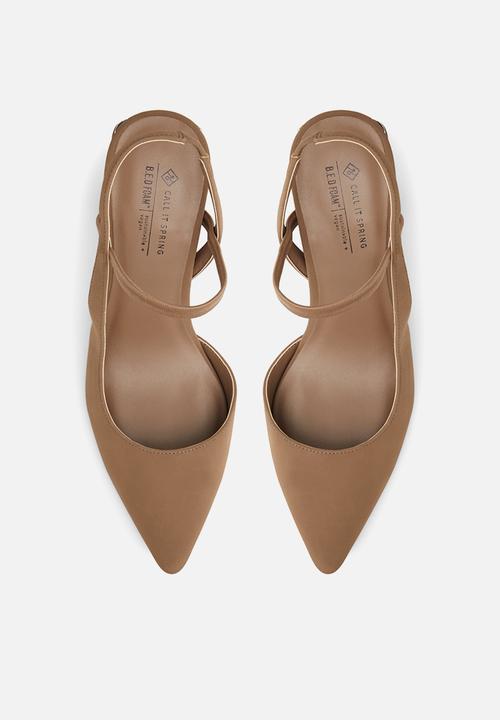Call It Spring - Yris court heel - light brown