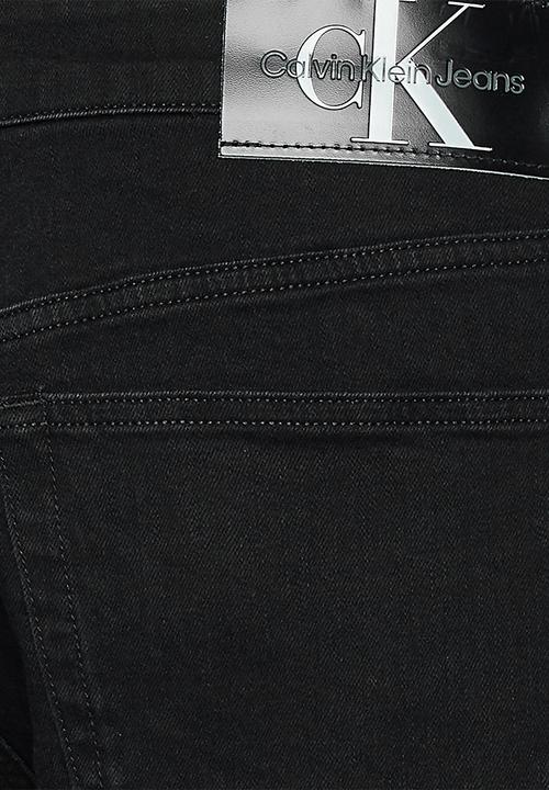 Calvin Klein - Mid thigh short - denim black