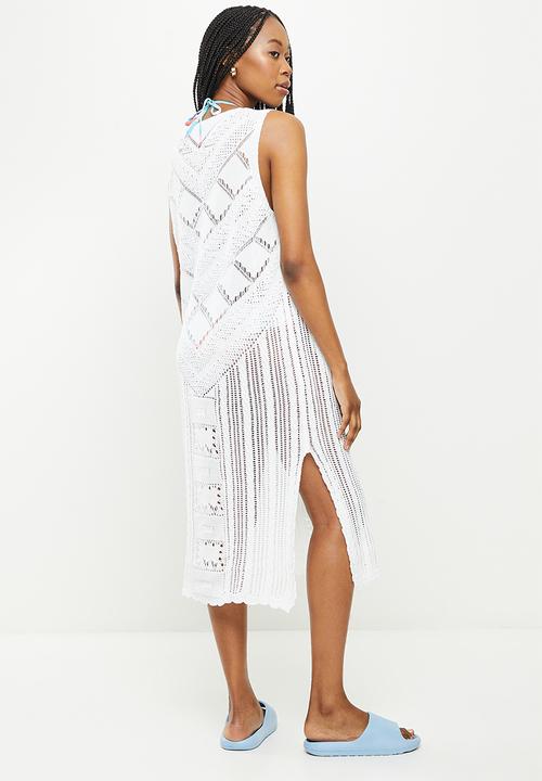 dailyfriday - Side slit low v-neck kaftan - white
