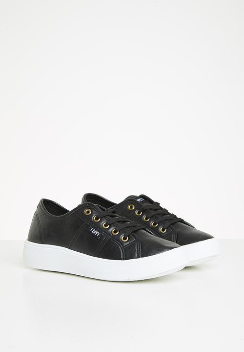 TOMY - Selena platform sneaker - black
