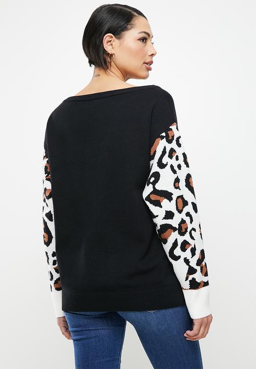 Stella Morgan - Animal printed sleeve knit jersey - black