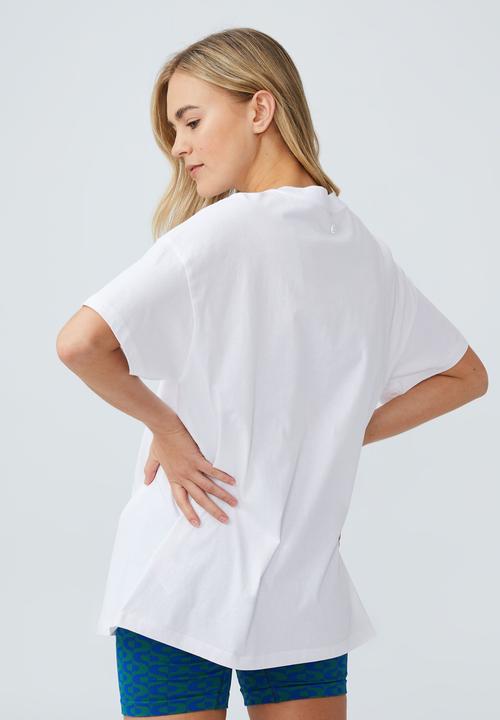 Cotton On - Oversized active tshirt - white/sports club