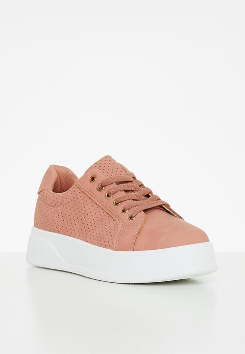 Superbalist - Dakota perforated quarter sneaker - pink