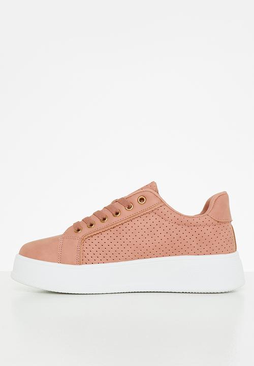 Superbalist - Dakota perforated quarter sneaker - pink