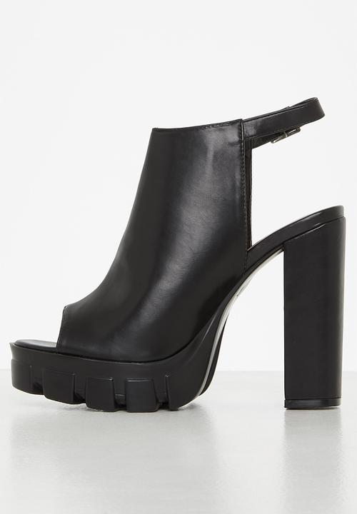 Rock & Co - Onyx 1 ankle tie block heel - black