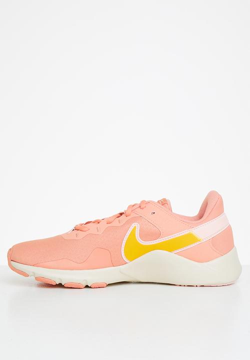 Nike - Nike Legend Essential 2