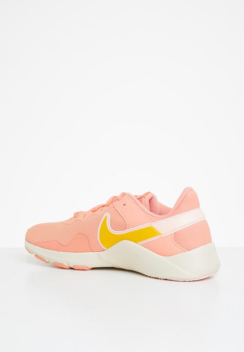 Nike - Nike Legend Essential 2
