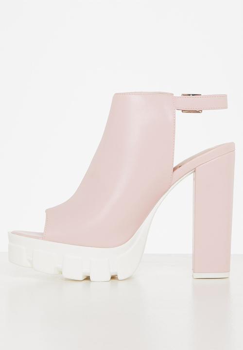 Rock & Co - Onyx 1 ankle tie block heel - pink
