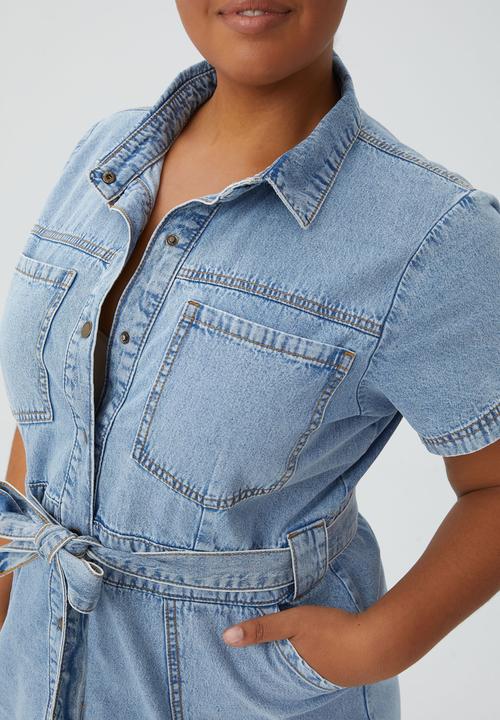 Cotton On - Curve utility mini dress - mid wash