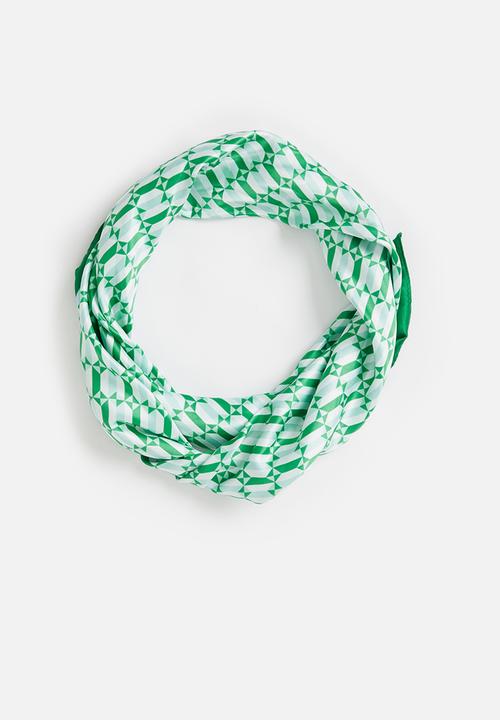 Rubi - Versatile scarf - green sia geo