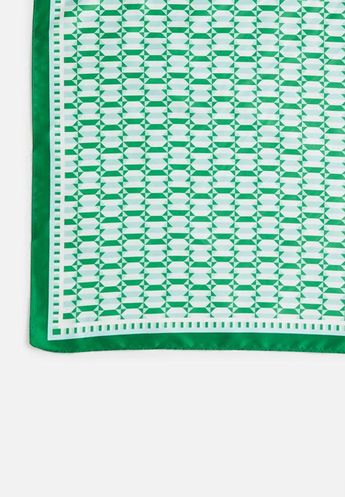 Rubi - Versatile scarf - green sia geo