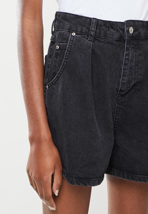 Trendyol - Pleated denim shorts - black