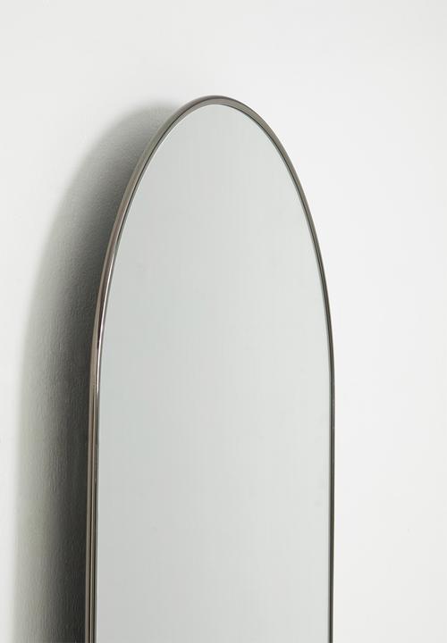 Umbra - Hubba arched leaning mirror - titanium
