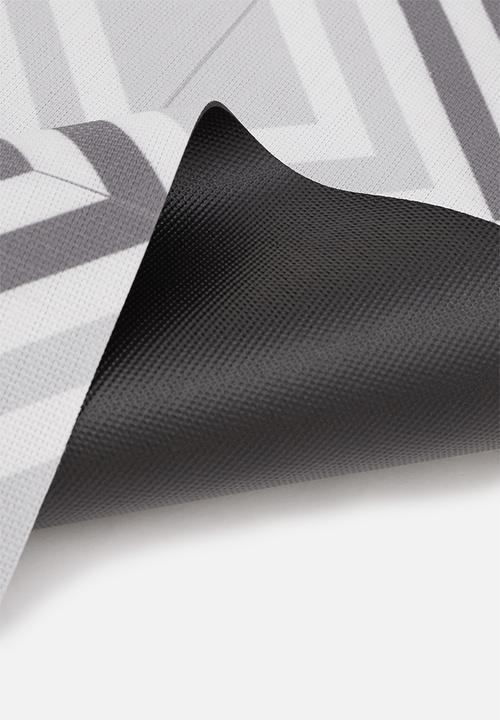 Fotakis - Geo diamond vinyl balcony runner - grey