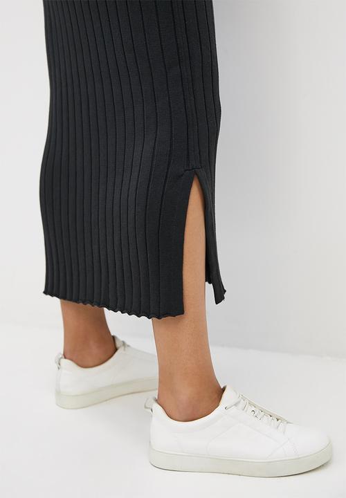 edit - Long collared slit tunic - black