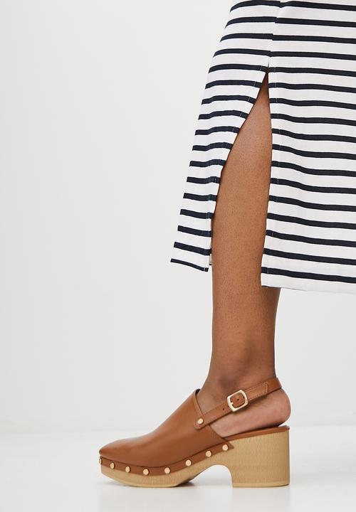 Superbalist - Dropped shoulder T-shirt dress - white & black