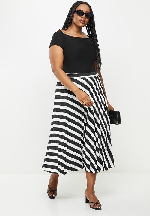 Me&B - Plus elasticated sunray pleated skirt - black & white