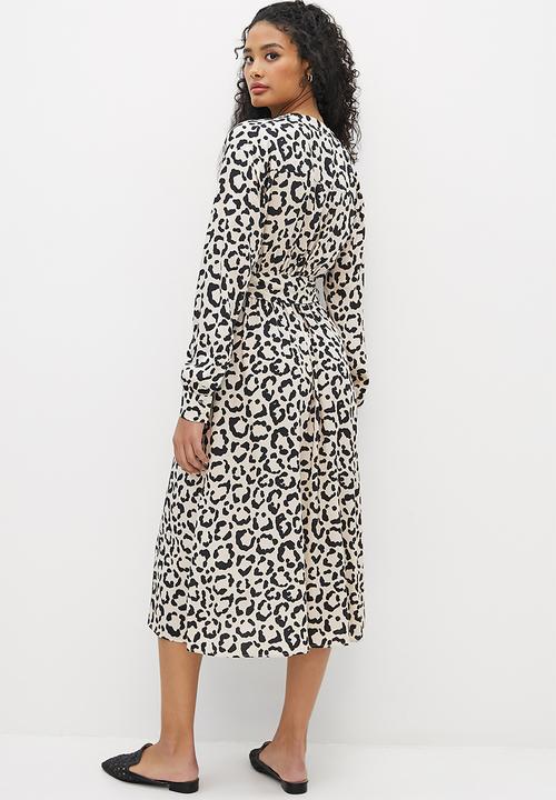 edit - Mandarin collar belted midi dress - mono animal