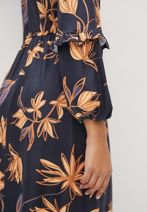 edit - Frilly knit fit & flare midi - ink scribble