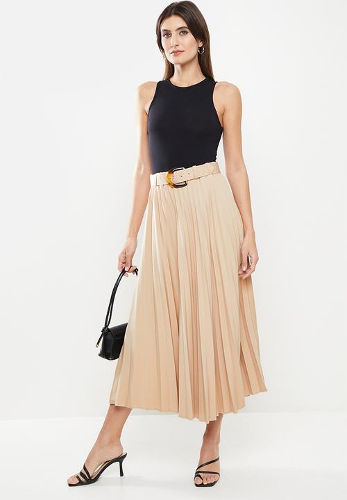 Me&B - Woven pleated skirt with fabric covered belt - tan