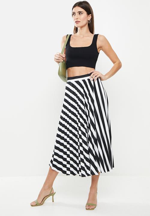 Me&B - Elasticated sunray pleated skirt - black & white