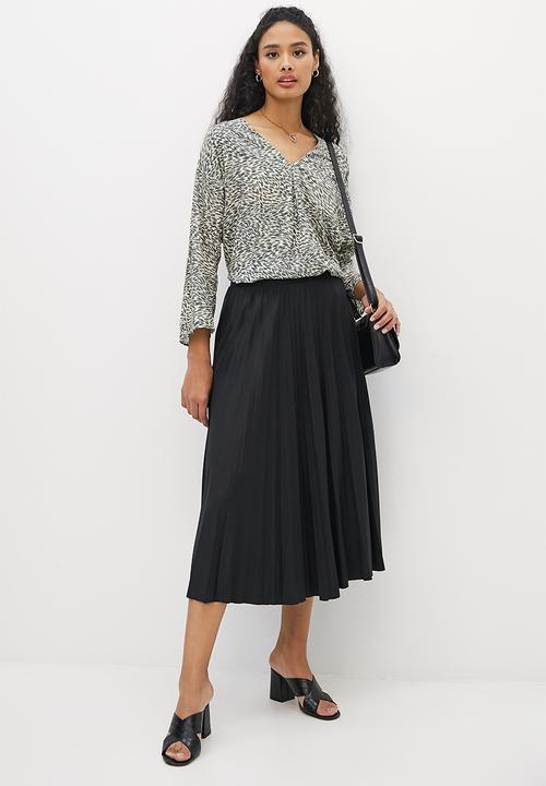 edit - Pleated knit midaxi skirt - black