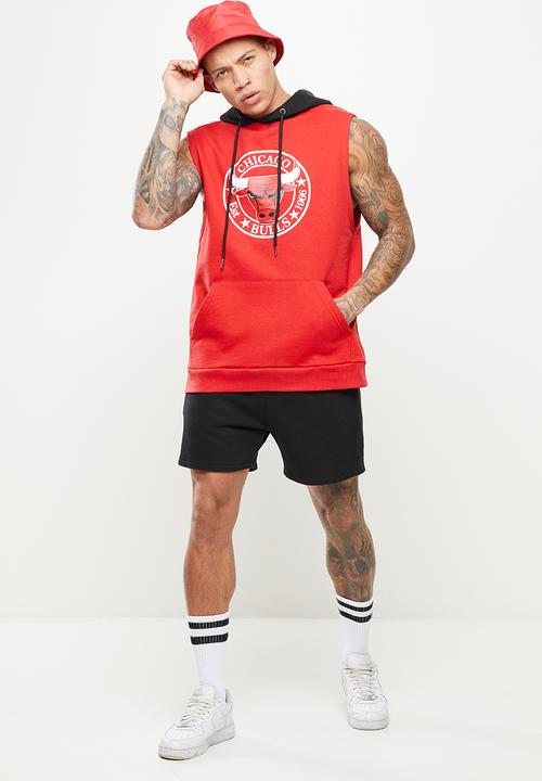 NBA - Bulls sleeveless hooded sweater - red & black 