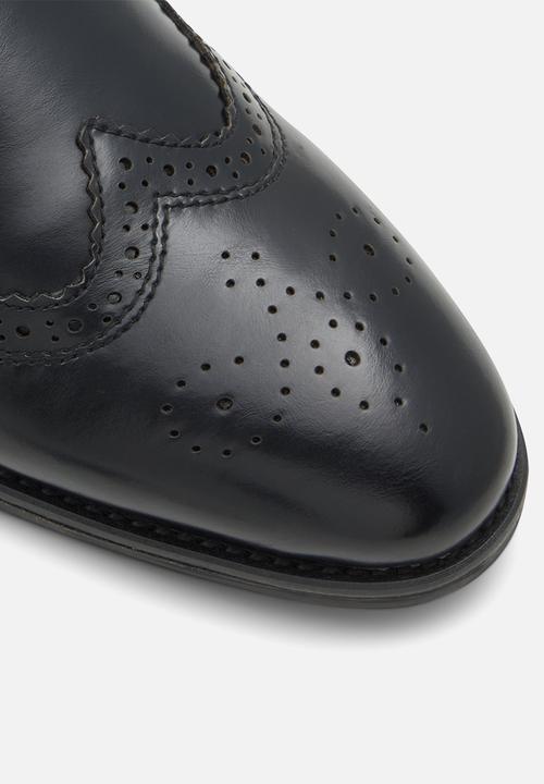 Call It Spring - Sera - black