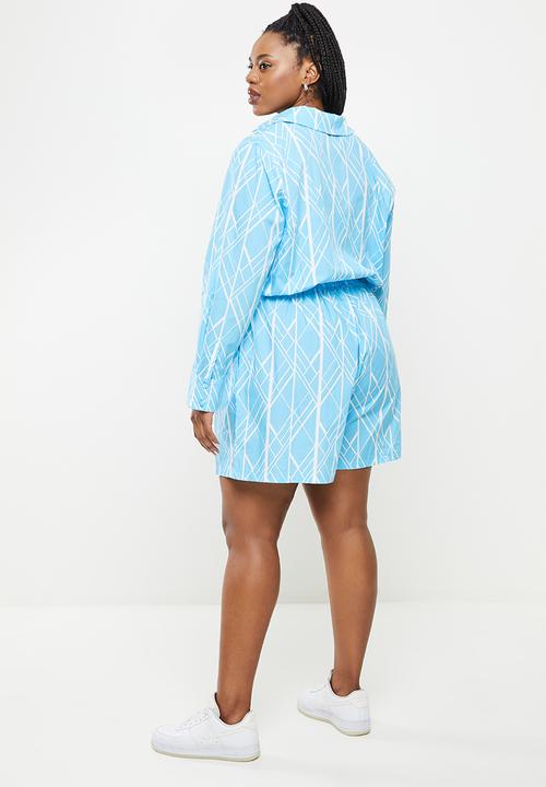 Glamorous - Plus abstract geo print long sleeve playsuit - blue