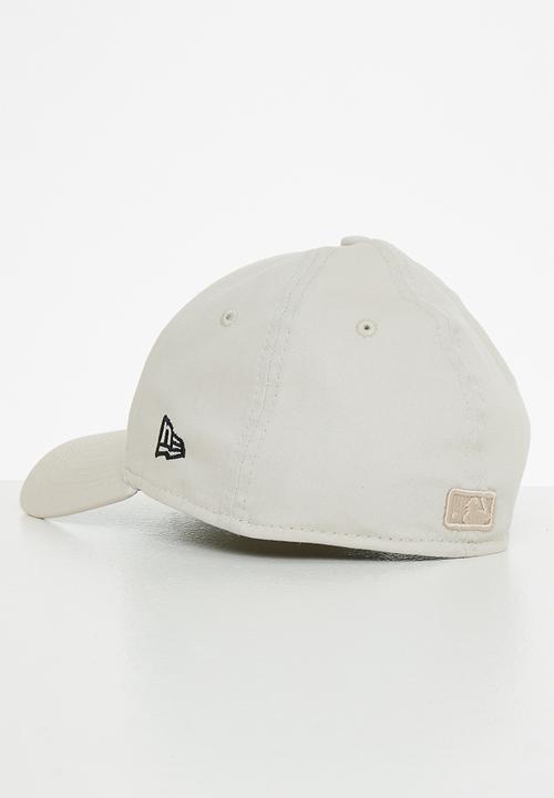 New Era - 3930 League essential losdod - neutral