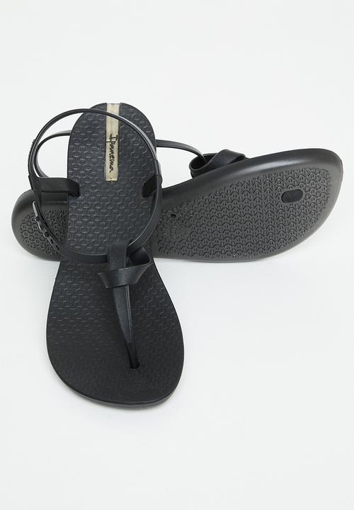 Ipanema - Ellie - black