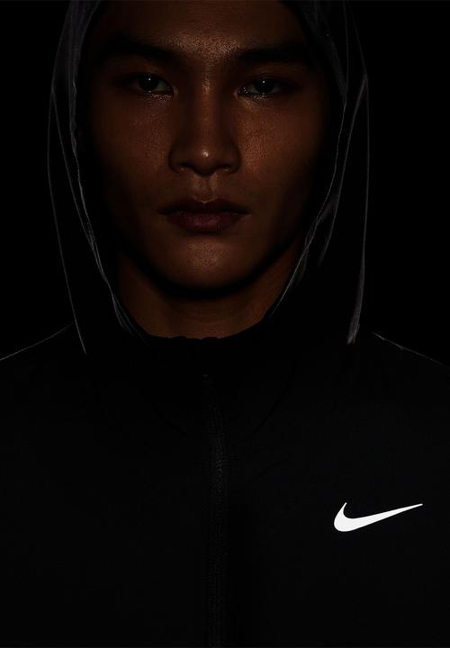 Nike - Nike run jacket - black