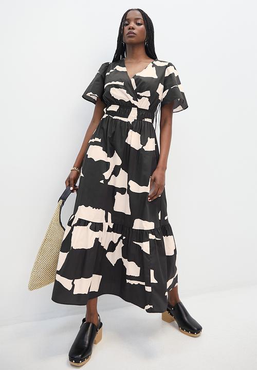 Superbalist - Fit and flare midi - bold cut out