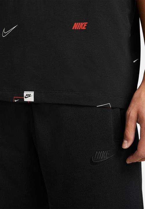 Nike - NSW 12Mo Logo AOP Tee - black