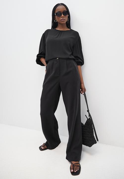 Superbalist - High waisted wide leg trouser - black