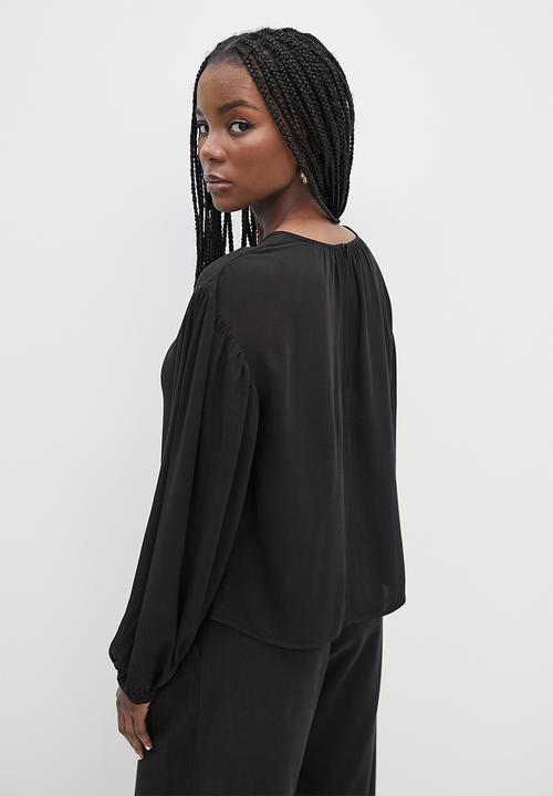 Superbalist - Dramatic sleeve shell - black