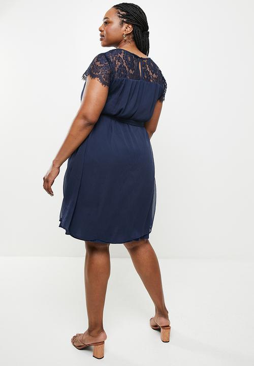 Vero Moda - Plus Carolina short sleeve dress - navy 